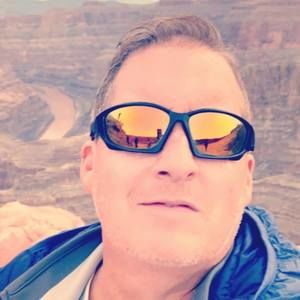 Meet your Posher, Damon